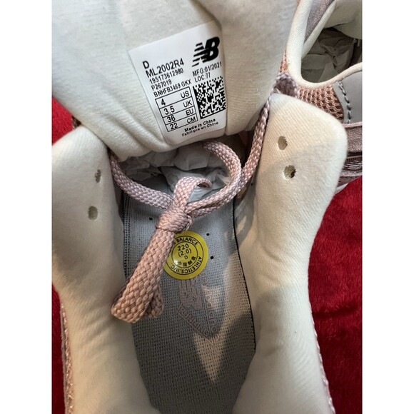New Balance 2002R Pink Sand White ML2002R4 Youth Size 4 - Picture 9 of 13